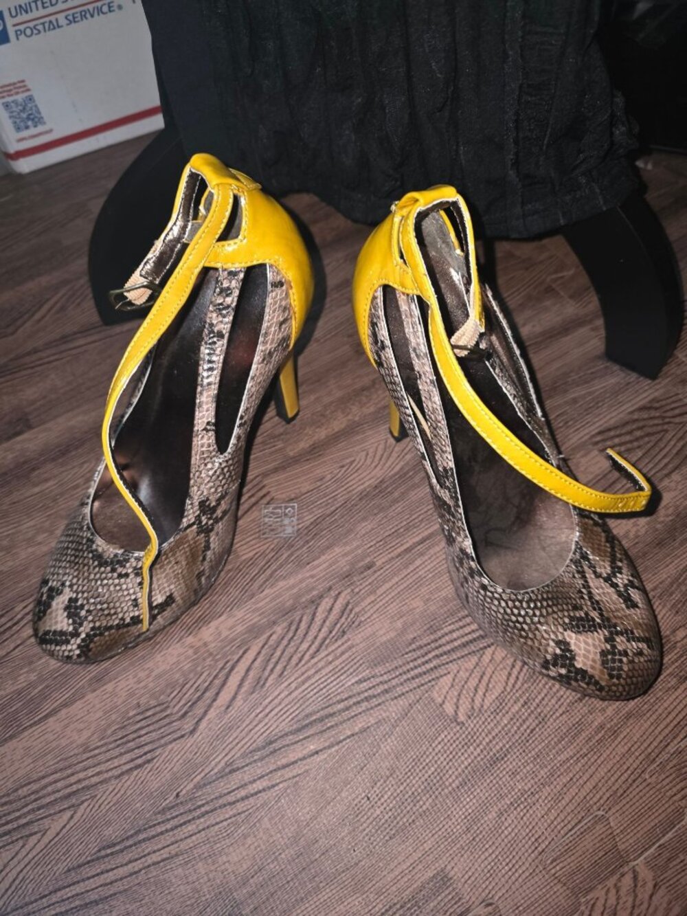 Yellow & Snake Print High Heel Pumps With Ankle Strap - Size 7 Genuine Suede & M